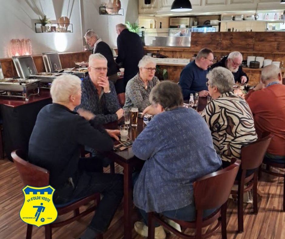 Onze waardevolle 55-plus groep geniet van welverdiend etentje